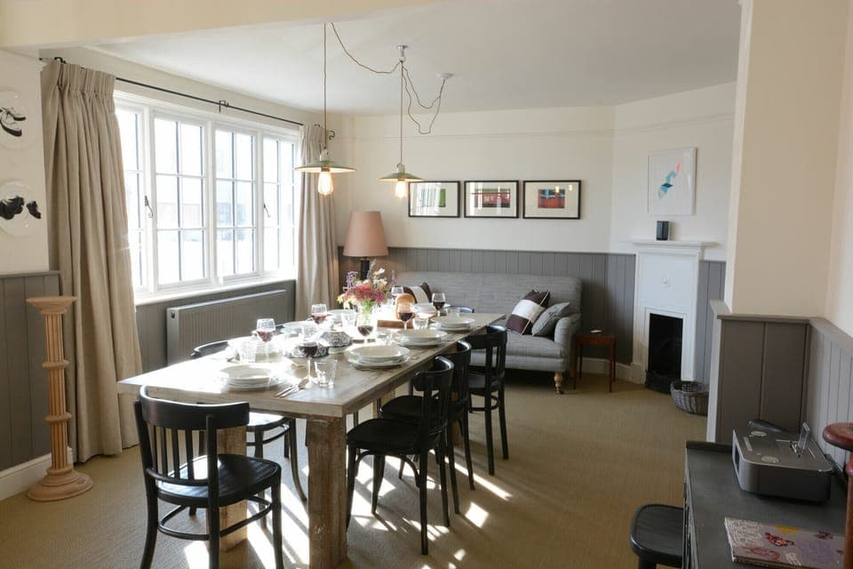 Fridge, dishwasher, cookware/dishes/utensils