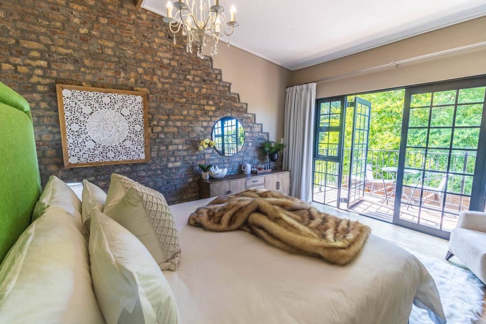 Luxury Double Room, 1 Queen Bed, Balcony, Garden View | Individually decorated, individually furnished, desk, laptop workspace