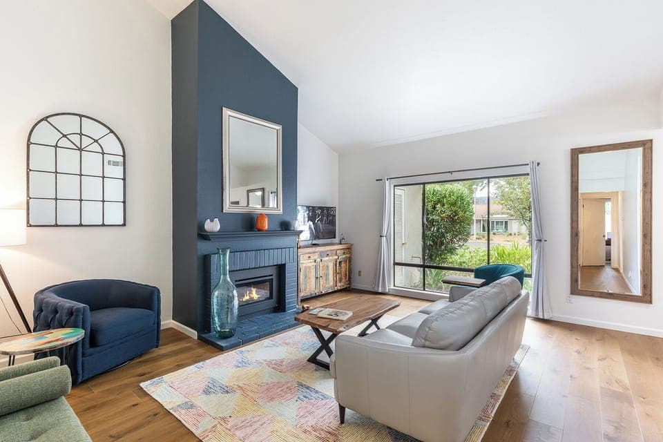 Living room with lots of seating