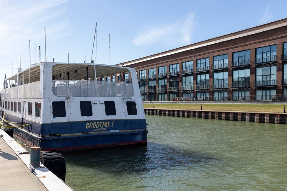 Goodtime Boat Downtown Sandusky