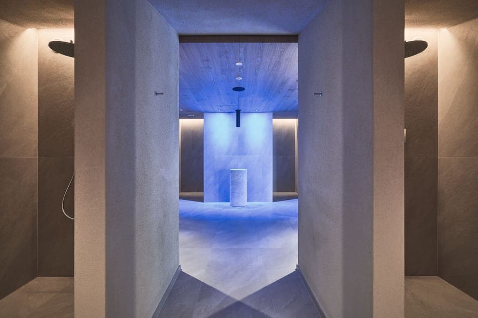 Body treatments, deep-tissue massages, sports massages, body wraps