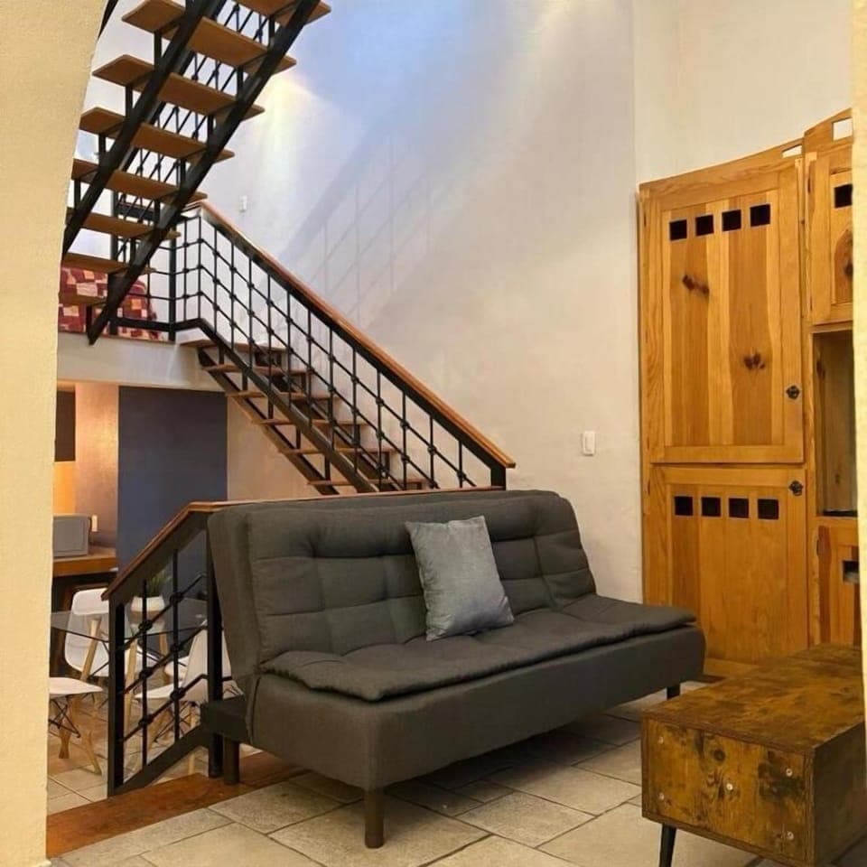 Studio Suite | Free WiFi, bed sheets