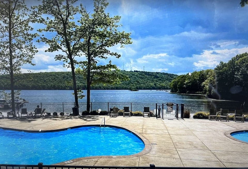 Community pool