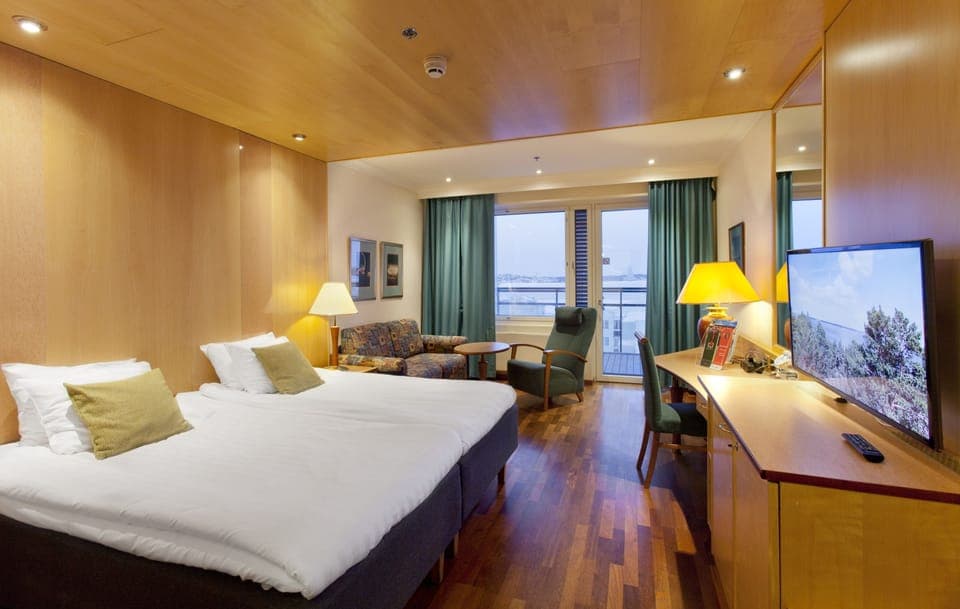 In-room safe, desk, blackout drapes, iron/ironing board