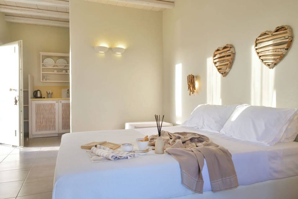 In-room safe, iron/ironing board, free WiFi, bed sheets