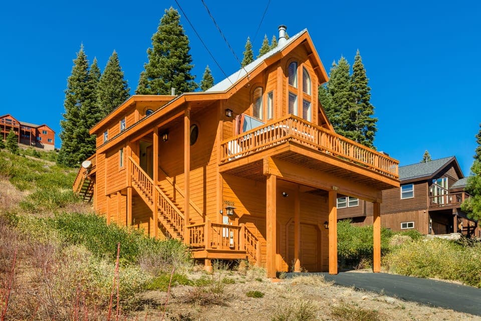 Tahoe Alpenglow Properties - SierraScape