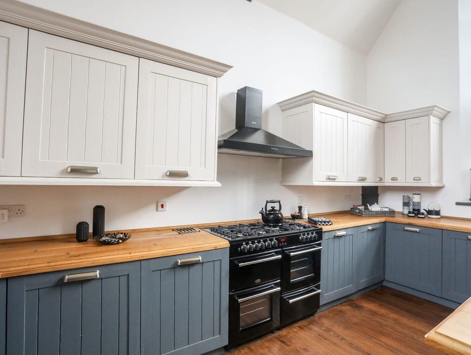 Fridge, dishwasher, electric kettle, toaster