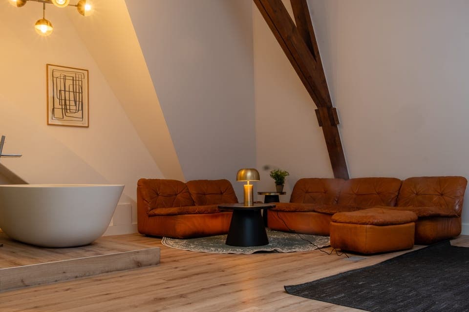 Exclusive Studio Suite (Botanical Suite) | Premium bedding, in-room safe, individually decorated