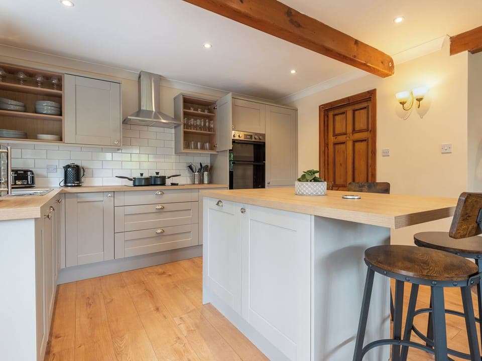 Kitchen area | Riverside Cottage - Bridge Cottage and Apartments, Brandon