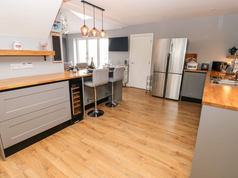 3 bedrooms, individually decorated, individually furnished, free WiFi