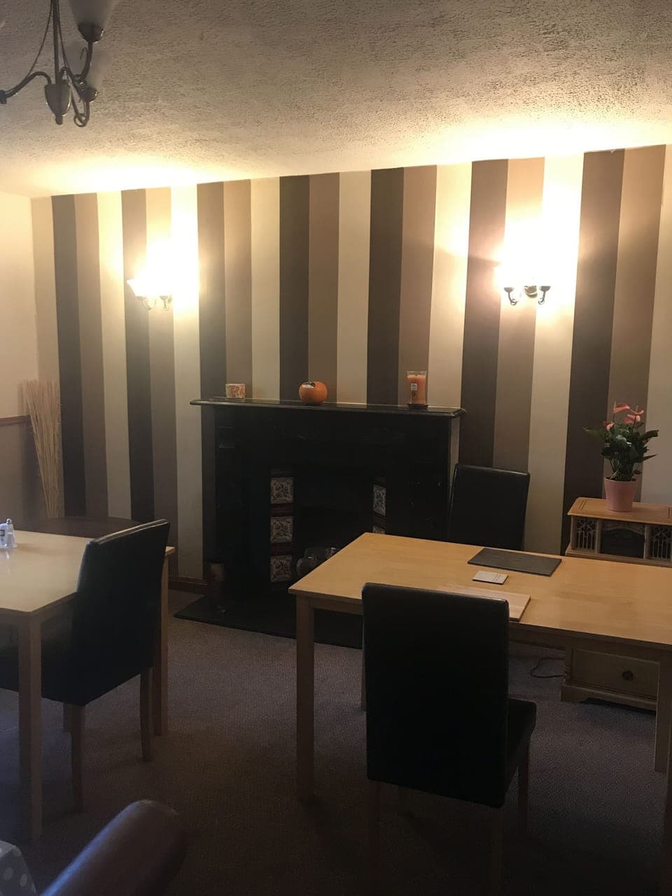 Free daily English breakfast