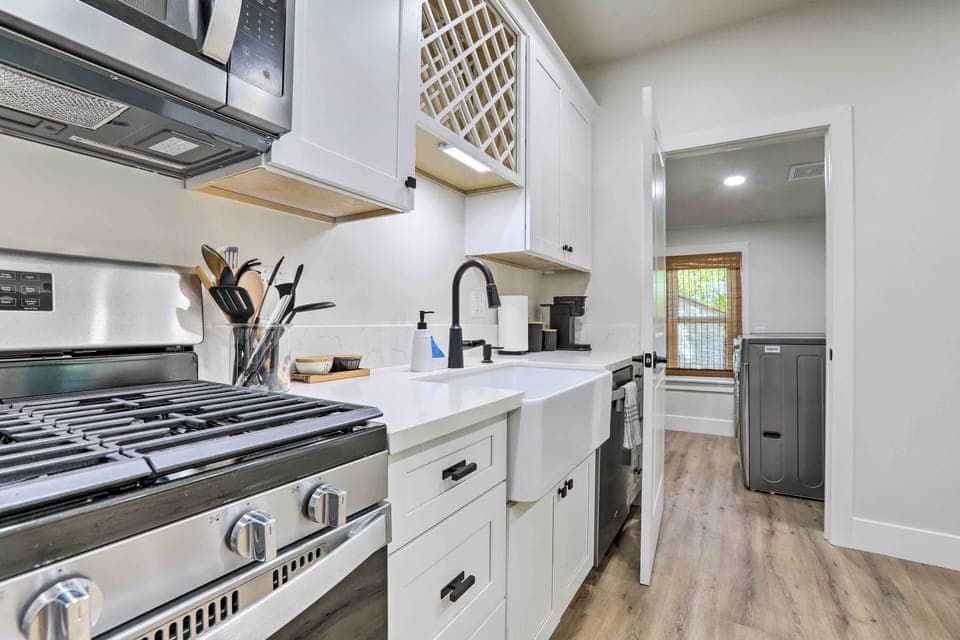 Kitchen | Dishwasher