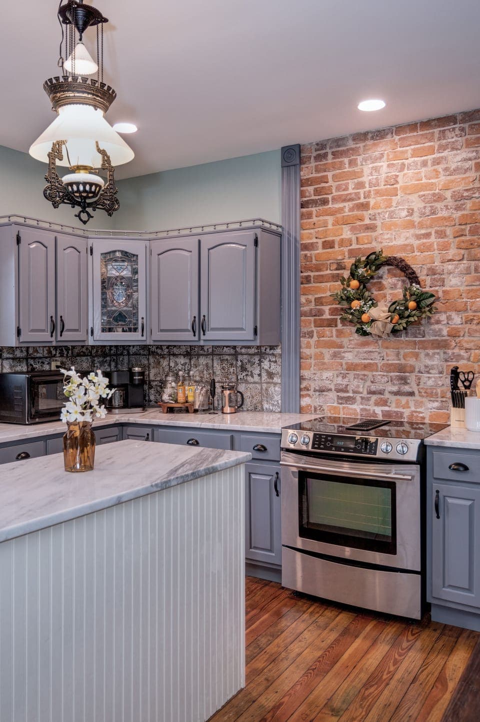 Fully stocked kitchen with island
