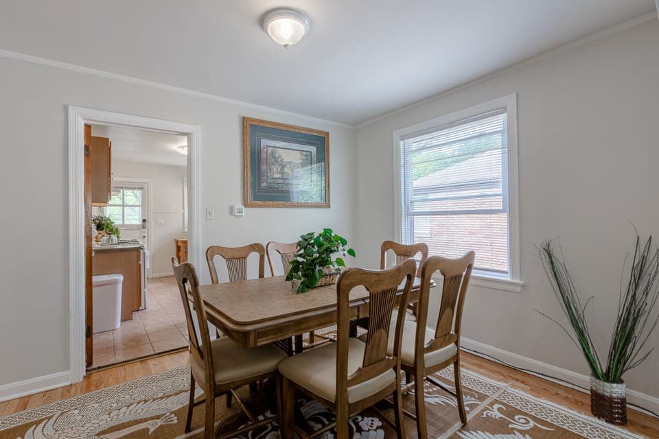 Large living and dining room for relaxing and sharing a meal