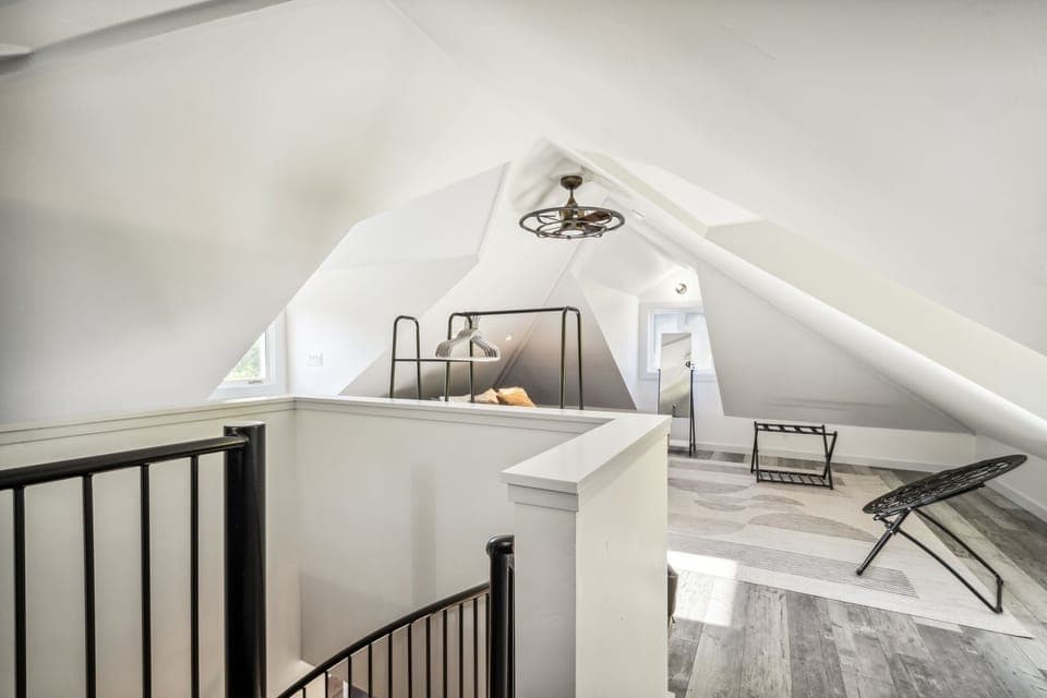 Loft, Building, Handrail, Banister, Indoors