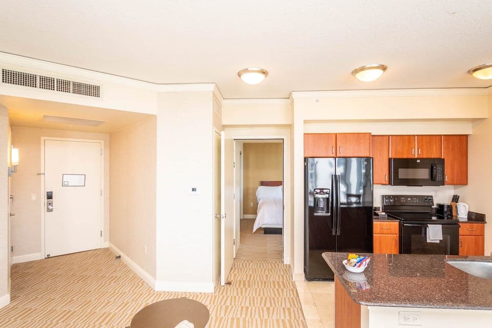 18001 Collins Ave Units 504-print-006-114-SFV 3062-4200x2800-300dpi