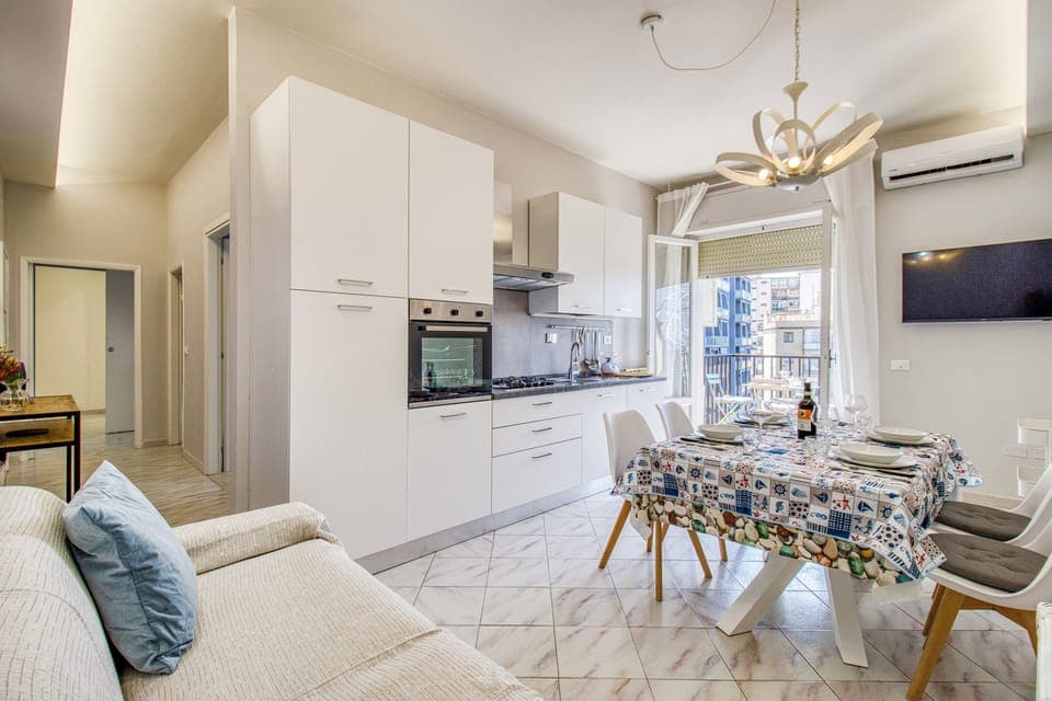 Family Apartment, Multiple Bedrooms (Bedo House Beach Front) | Interior