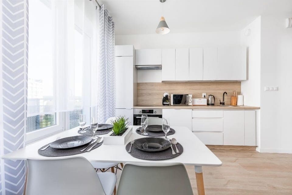 Comfort Quadruple Room, 1 Bedroom | Private kitchen | Full-size fridge, microwave, oven, stovetop