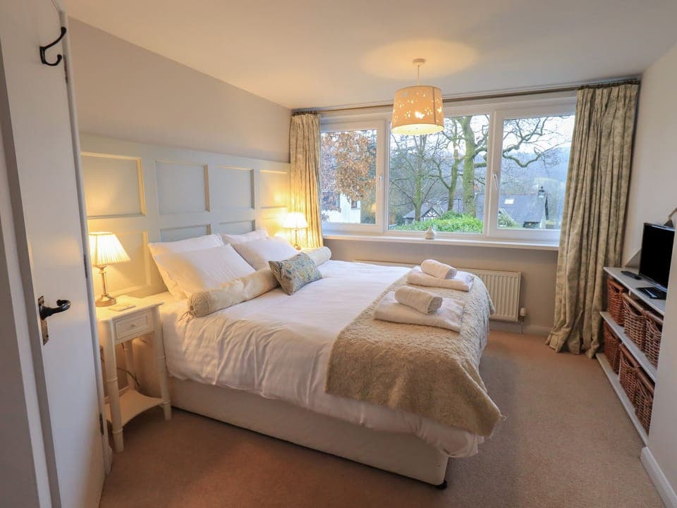 Cottage | 2 bedrooms, individually decorated, individually furnished, free WiFi