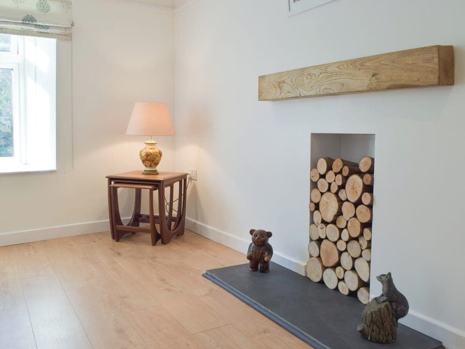 Dining room | Snowdrop Cottage, Fishguard