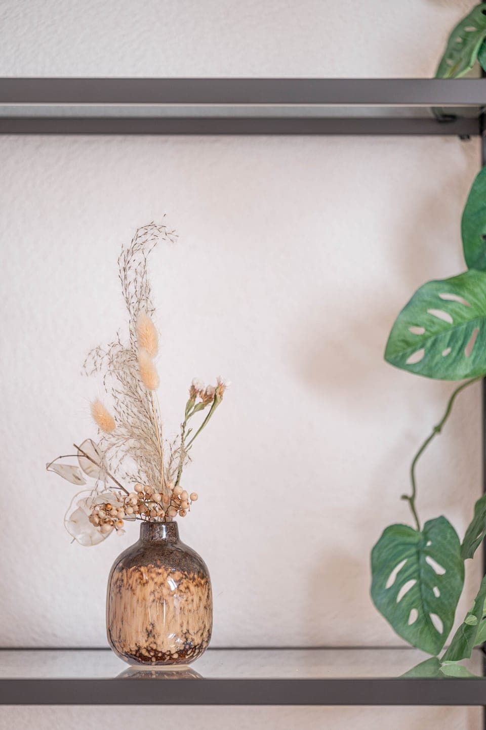 Comfort Duplex | Blackout drapes, iron/ironing board, free WiFi, bed sheets