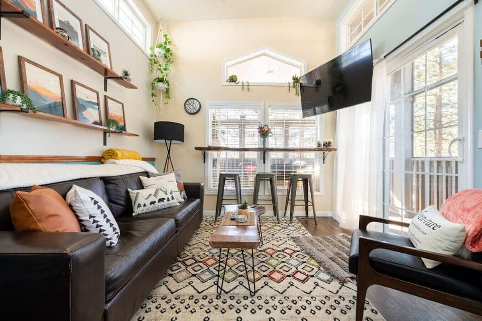 Enjoy your favorite Netflix shows in our aesthetic living room!