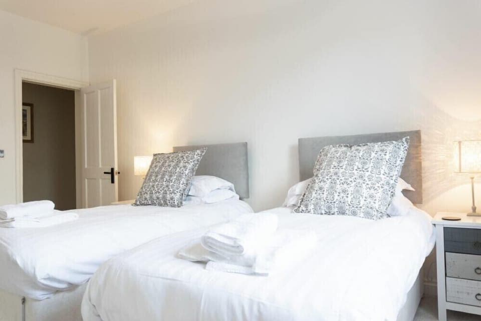 3 bedrooms, individually decorated, individually furnished, free WiFi