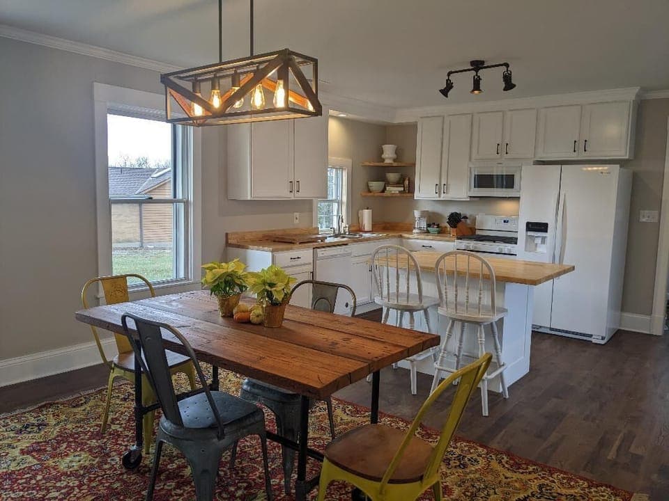 Kitchen and dinning are an open floor plan. 