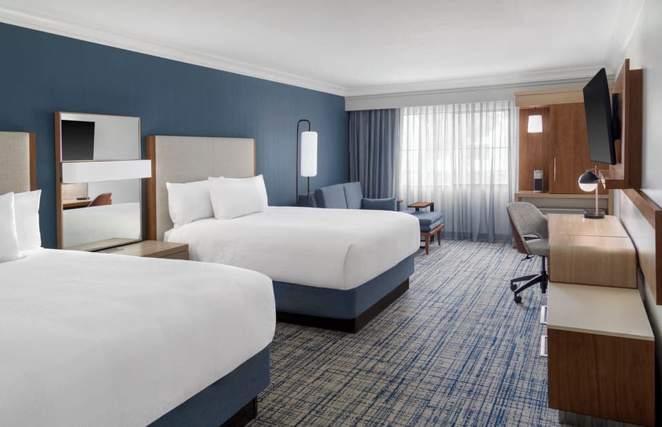 In-room safe, desk, laptop workspace, blackout drapes