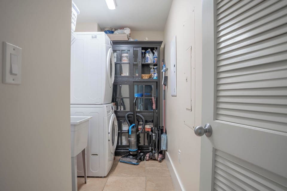 Caribe Resort D1113 Laundry Room