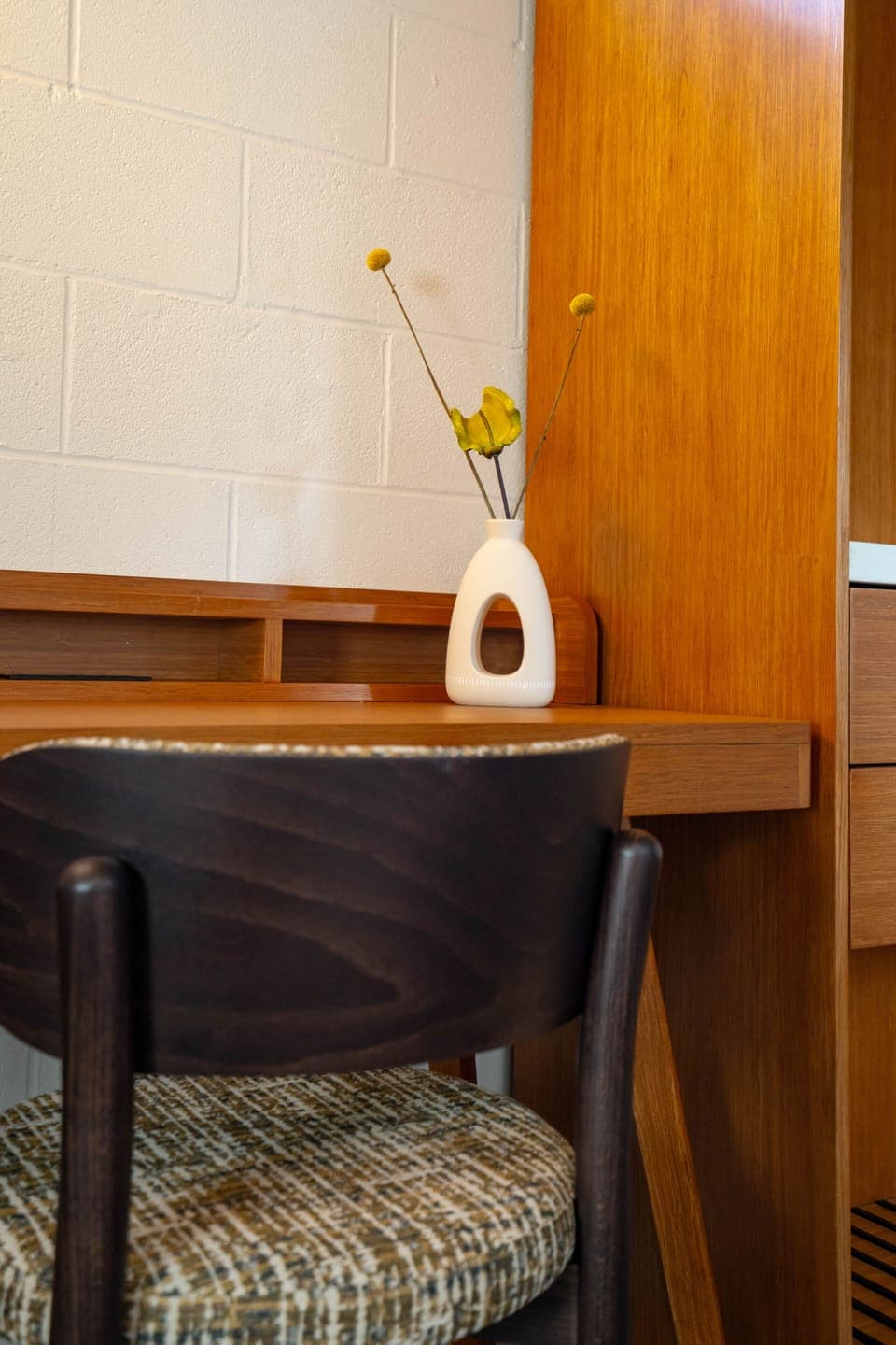 Premium bedding, in-room safe, desk, laptop workspace