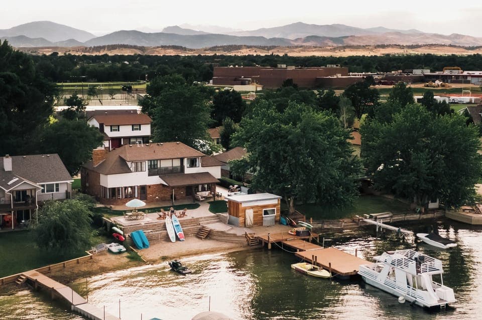Lakeside living, beautifully captured from above.