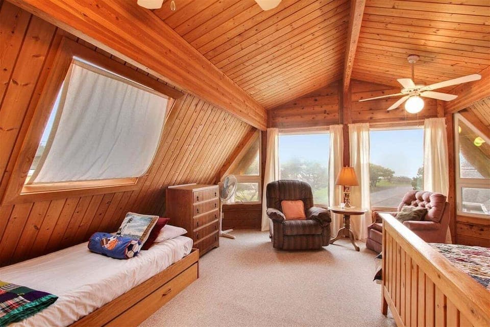 Upstairs Queen Bedroom at Fernwood Beach House