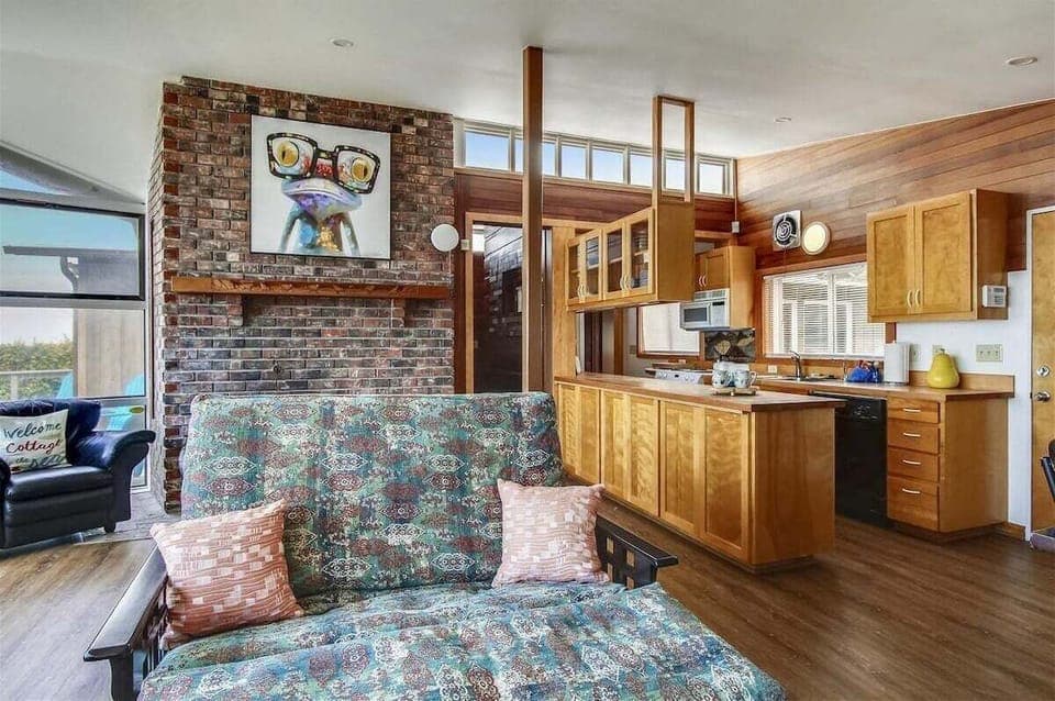 Living room at Arch Capella