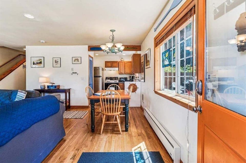 Dining Area at Arbor House