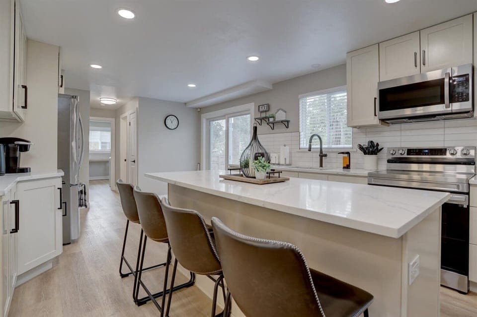 Breakfast Bar