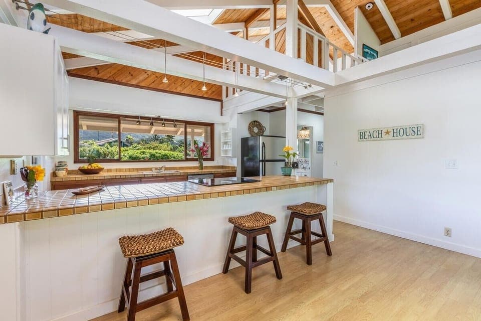 House, 2 Bedrooms | Private kitchen | Fridge, oven, coffee/tea maker, toaster