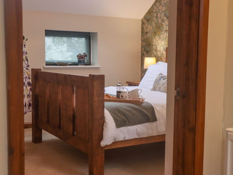 1 bedroom, individually decorated, individually furnished, free WiFi