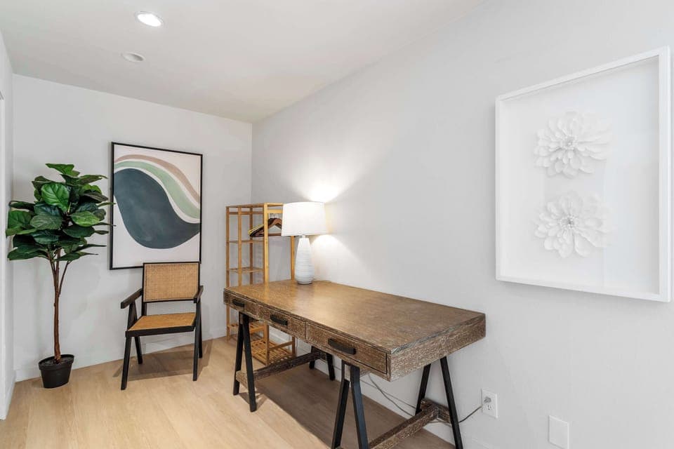 Dedicated desk for business or study