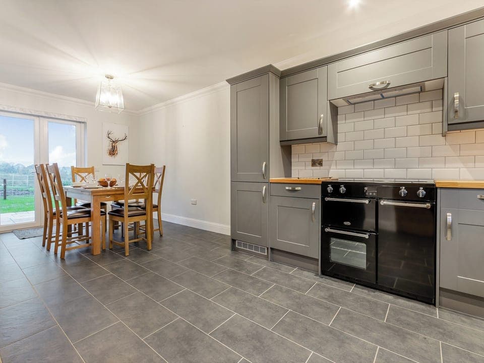 Kitchen/diner | Iora Rua - Gartclach Farm, Gartmore, near Stirling