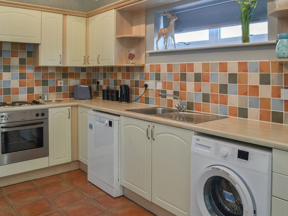 Kitchen | Roach - Wallrudding Farm Cottages, Doddington, near Lincoln
