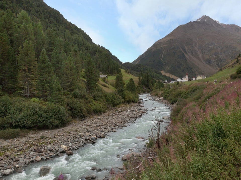 Surroundings [summer] (1-5 km)