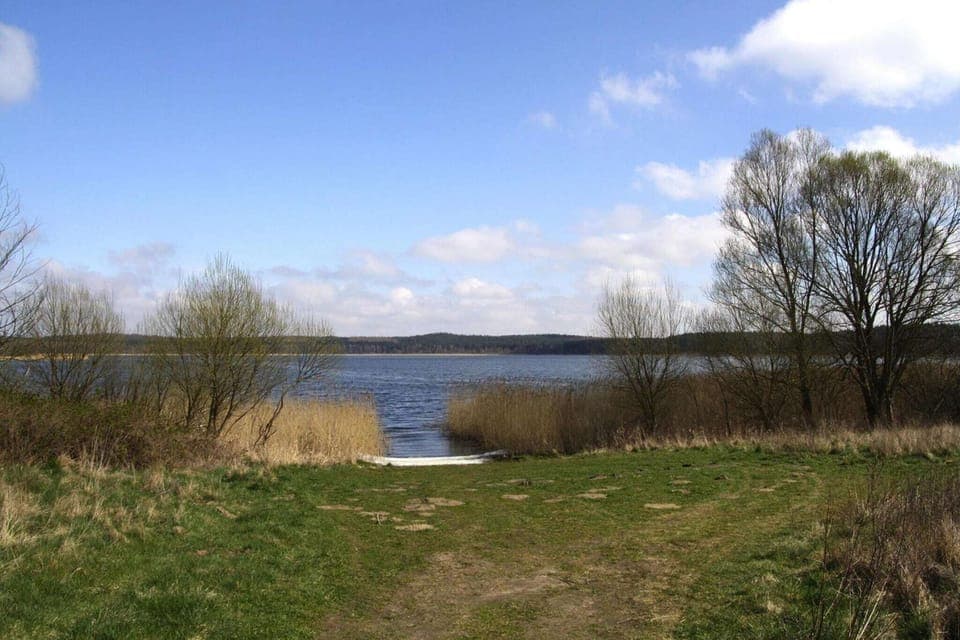 Surroundings [summer] (1-5 km)