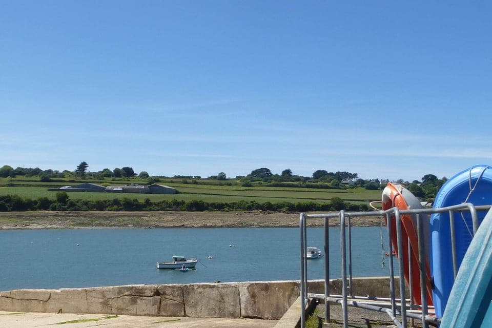 Immediate Surroundings [summer] (<1 km)