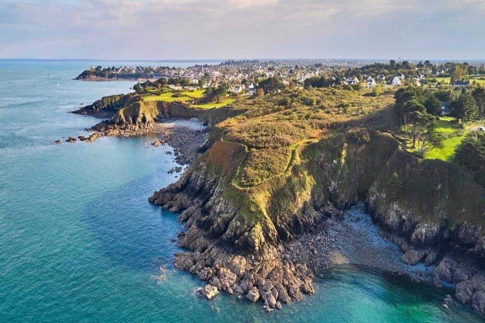 Surroundings [summer] (1-5 km)