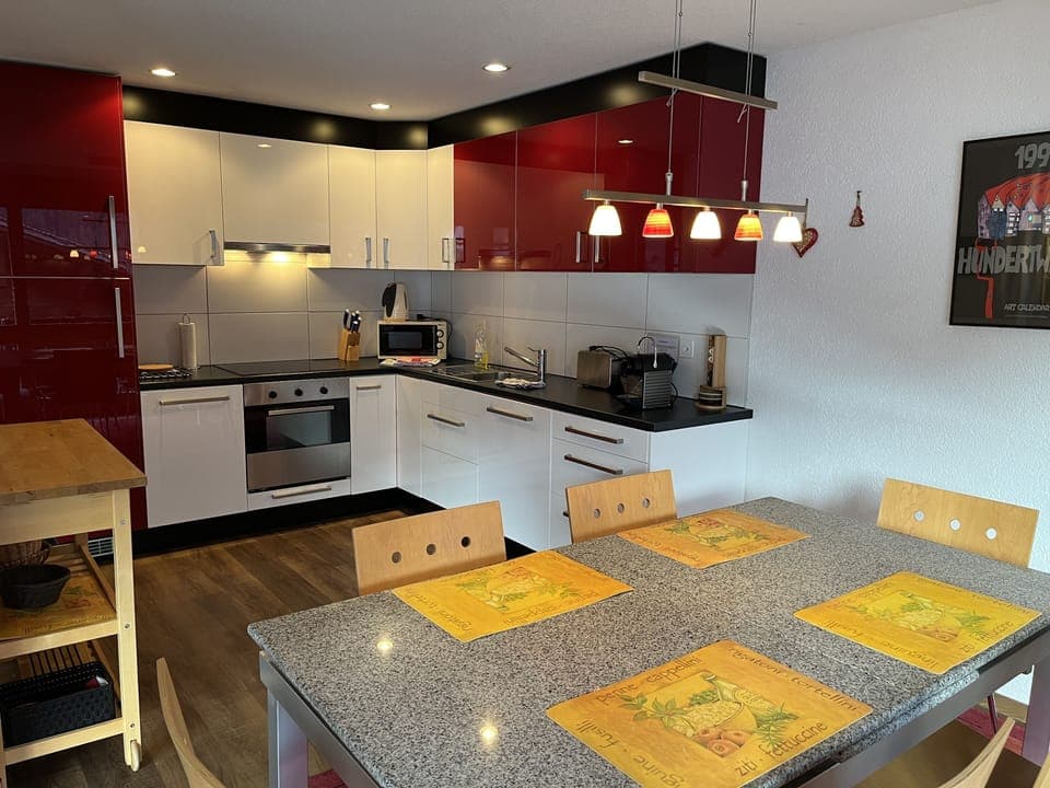 Kitchen with dining table