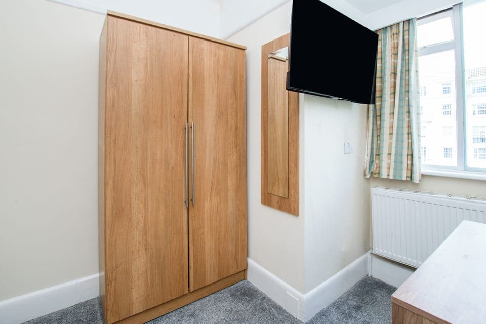 Family Quadruple Room, Multiple Beds | Pillowtop beds, desk, free cribs/infant beds, free WiFi