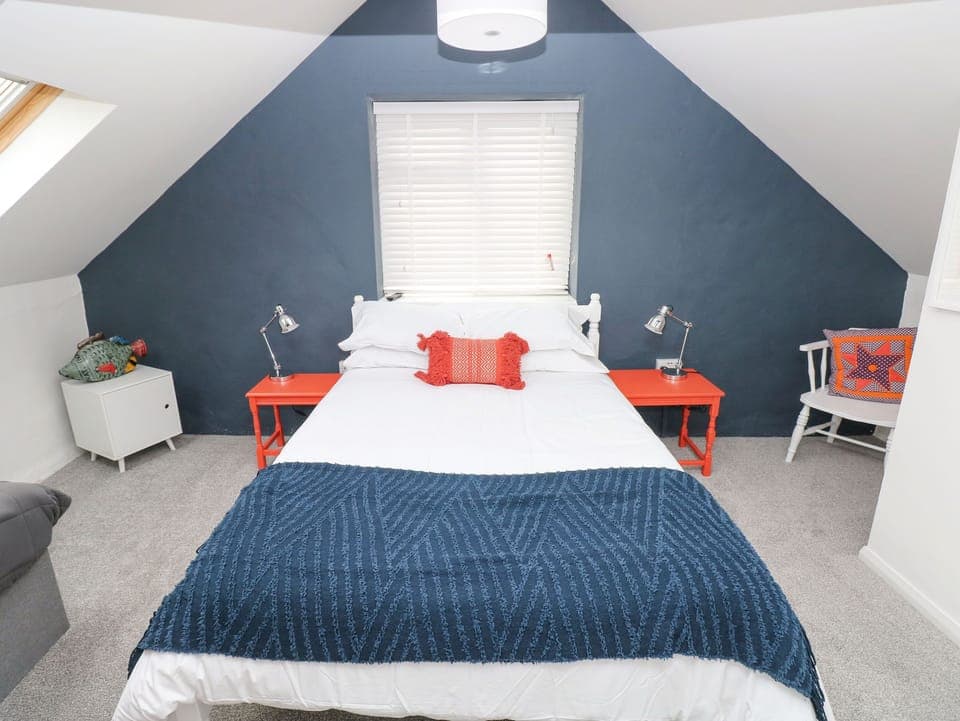 1 bedroom, individually decorated, individually furnished, free WiFi