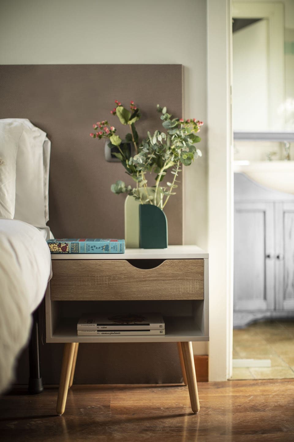 Camera Classic vista valle o terrazza privata | Bathroom | Shower, hair dryer, bathrobes, slippers