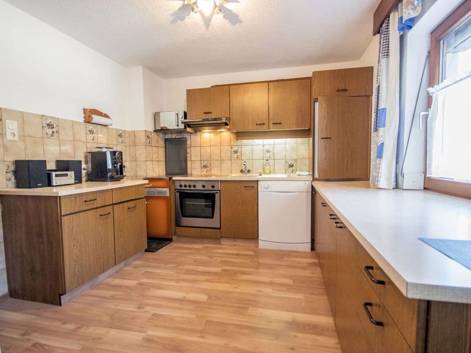 Cabinetry, Countertop, Property, Furniture, Kitchen Sink, Kitchen, Kitchen Appliance, Kitchen Stove, Home Appliance, Sink